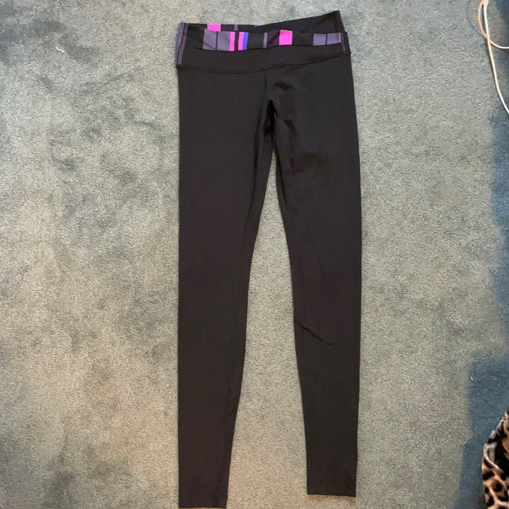 Lululemon Wunder Under with crossover waistband